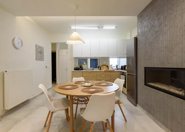 Apartment Center