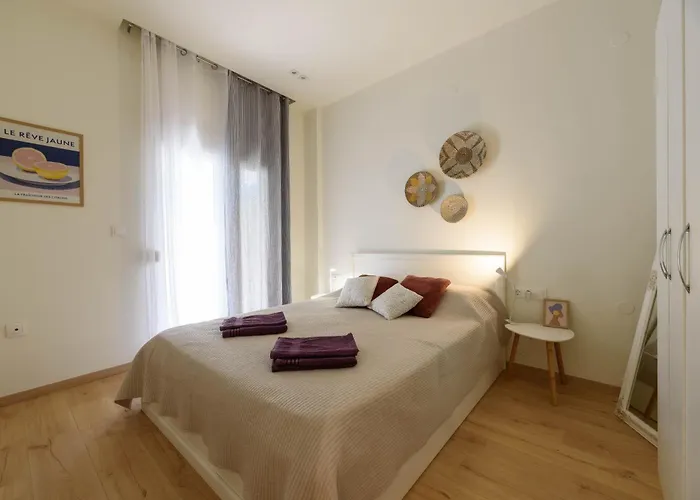 Apartment Center